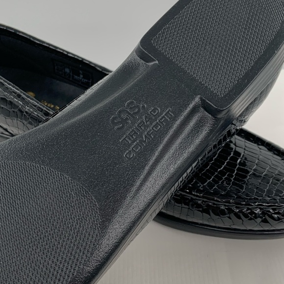 NWT NIB SAS Women’s Simplify Slip On Black Croc Leather Loafer Shoes - Picture 9 of 11